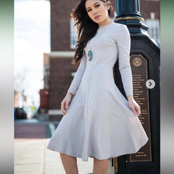 Front Row Couture Silver/Grey knee length dress worn once - Picture 1 of 4